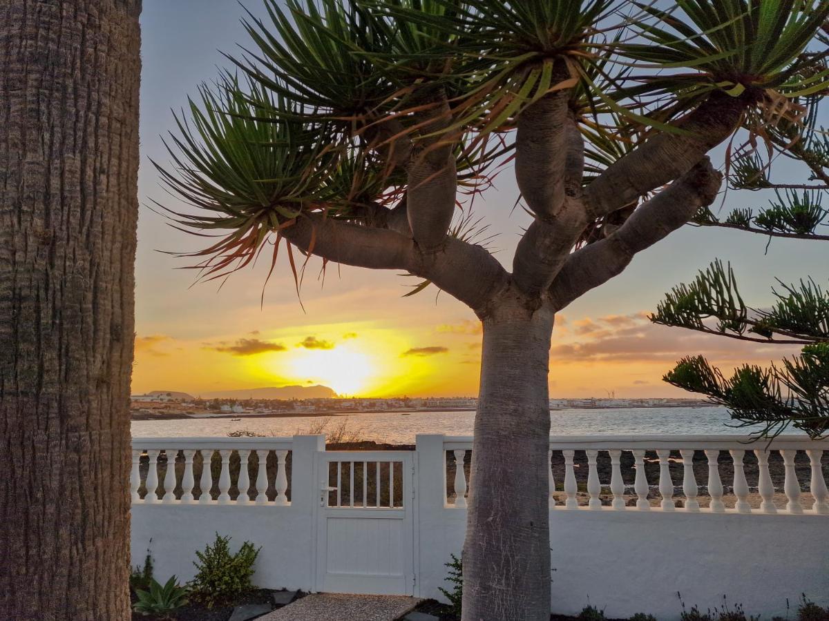 Villa La Maja Beachfront Corralejo Zewnętrze zdjęcie
